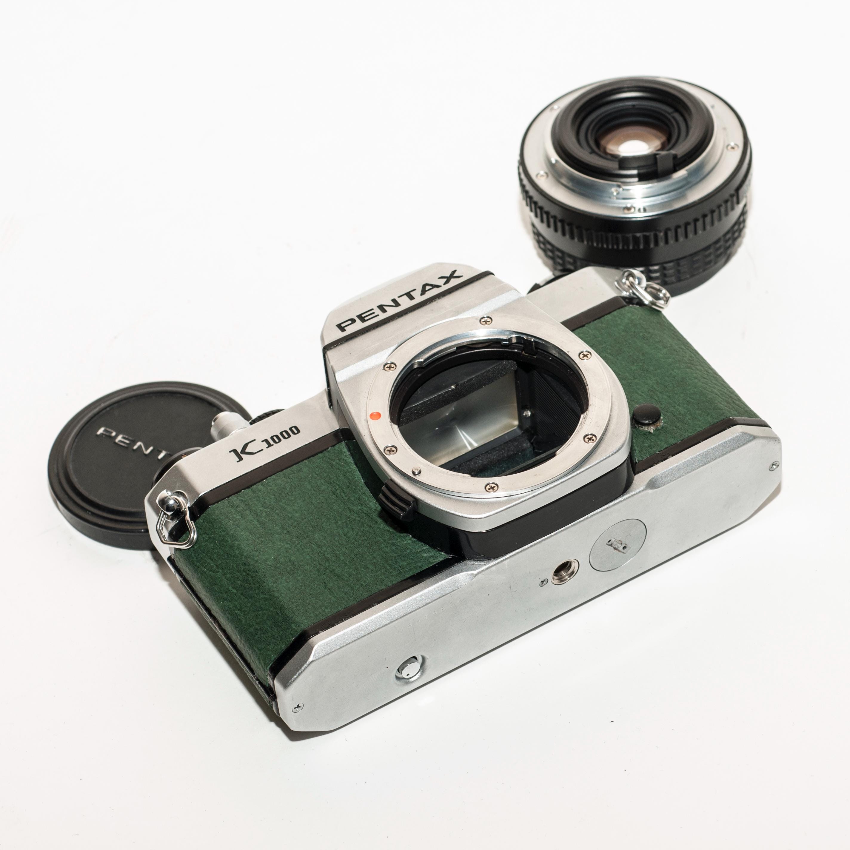 ペンタックス K1000 フィルムカメラ - 50 mm f/2 レンズ、カーキスキン