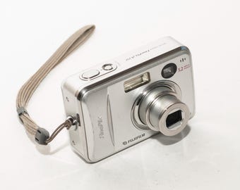 Fujifilm FINEPIX a350 digital camera.