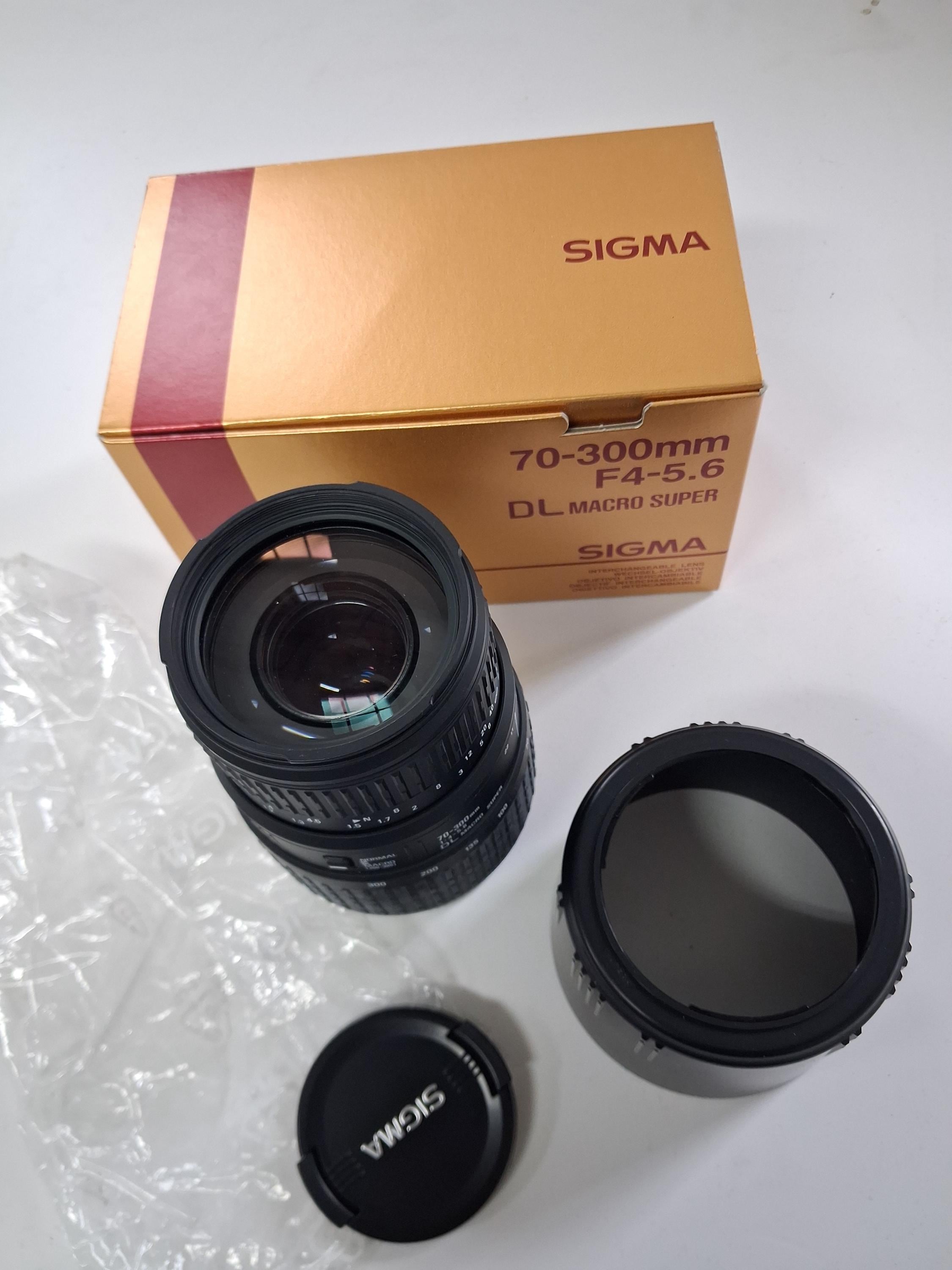 MINOLTA フィットズームレンズ 70-300 mm f/4-5.6 SIGMA LD - 新品同様 