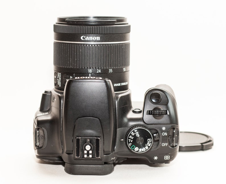 Digital camera. Canon EOS 400D with 18-55 mm f/4-5.6 IMAGE STABILISATION lens. image 5