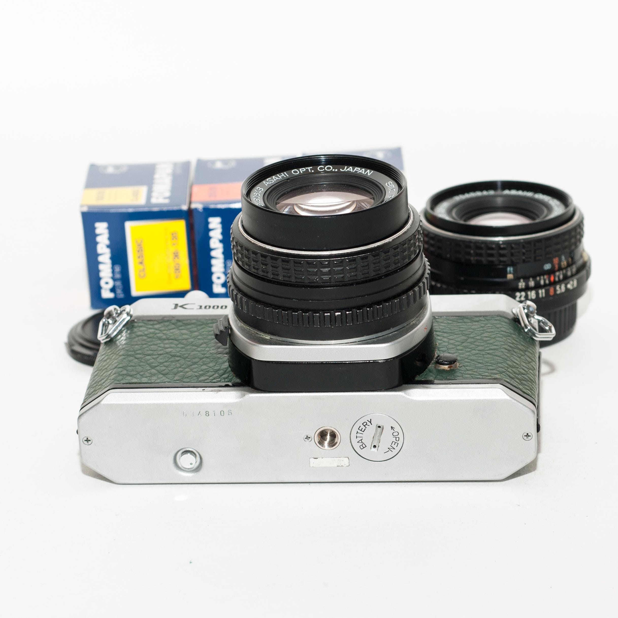 ペンタックスK1000フィルムカメラ（再生品）：50mmレンズ、28mmレンズ