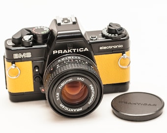 Cámara de película PRAKTICA BMS vintage de 35 mm: cuero amarillo, lente de 50 mm