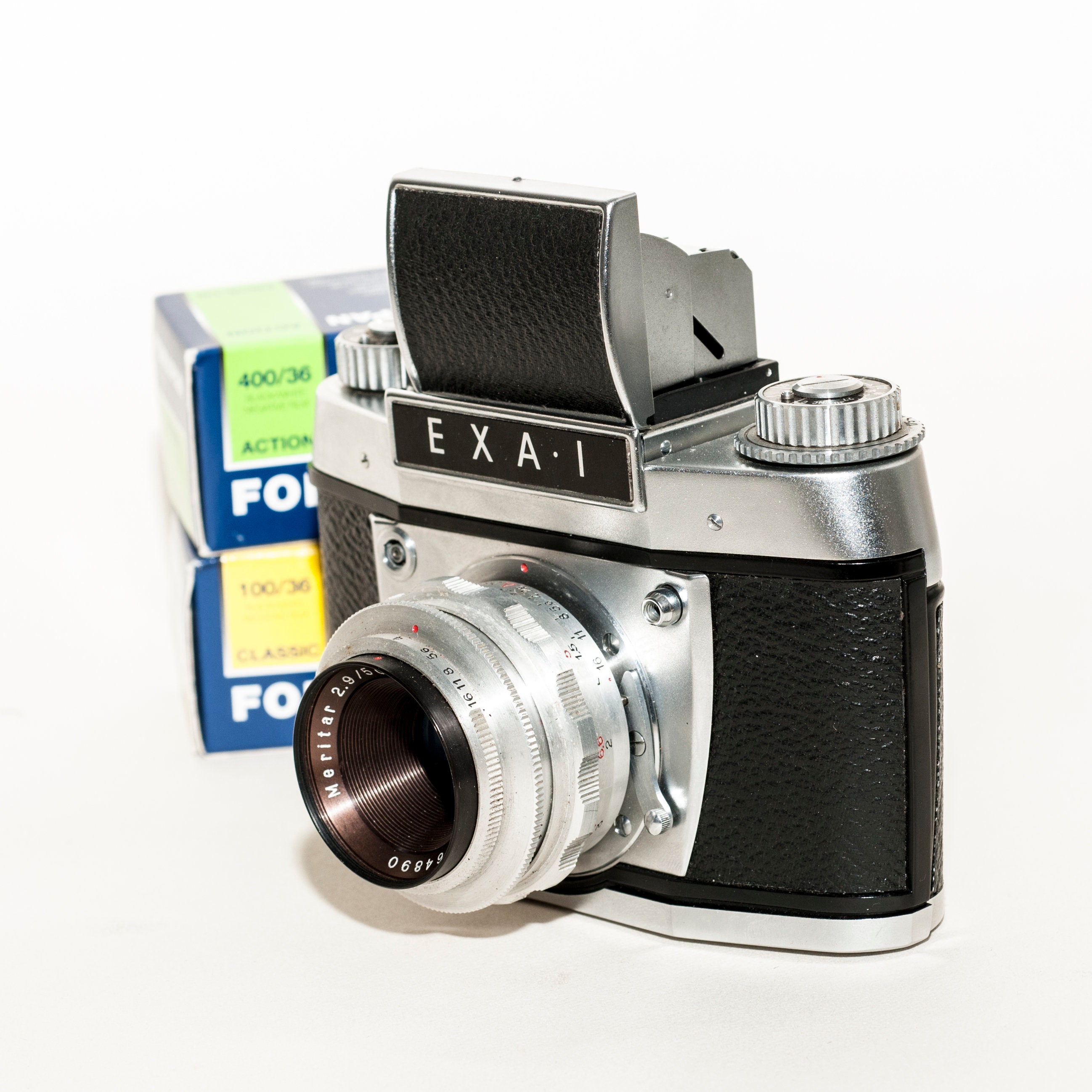 ヴィンテージExa 1一眼レフカメラ：プリズムウエストレベル