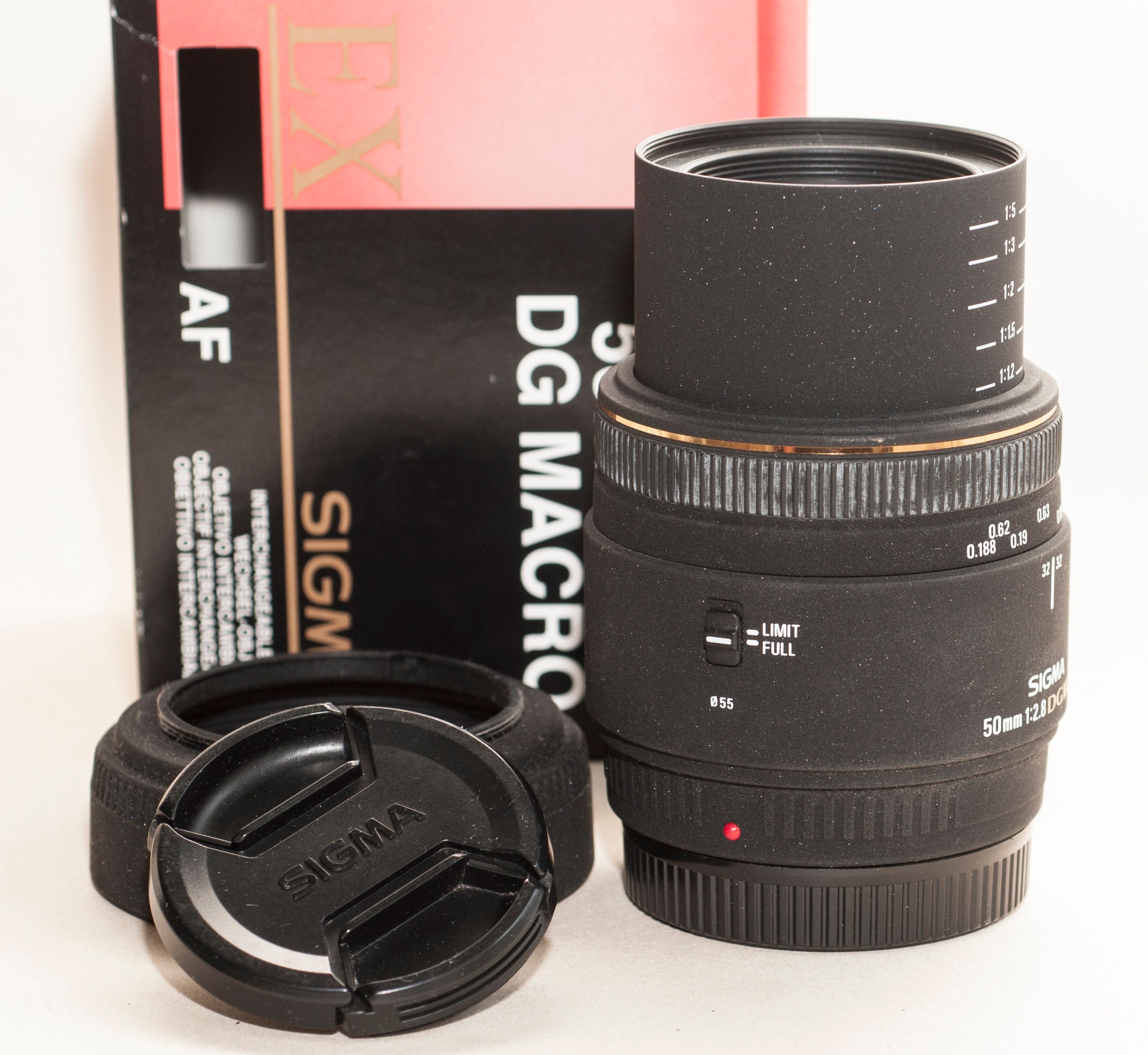 シグマ 50mm f/2.8 マクロレンズ – ミノルタ/ソニーAマウント、EX DG