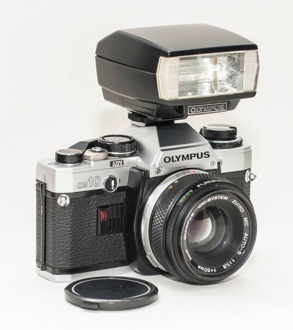 Olympus OM-10 Film Camera W/ Zuiko 50mm Lens & T20 Flash - Etsy
