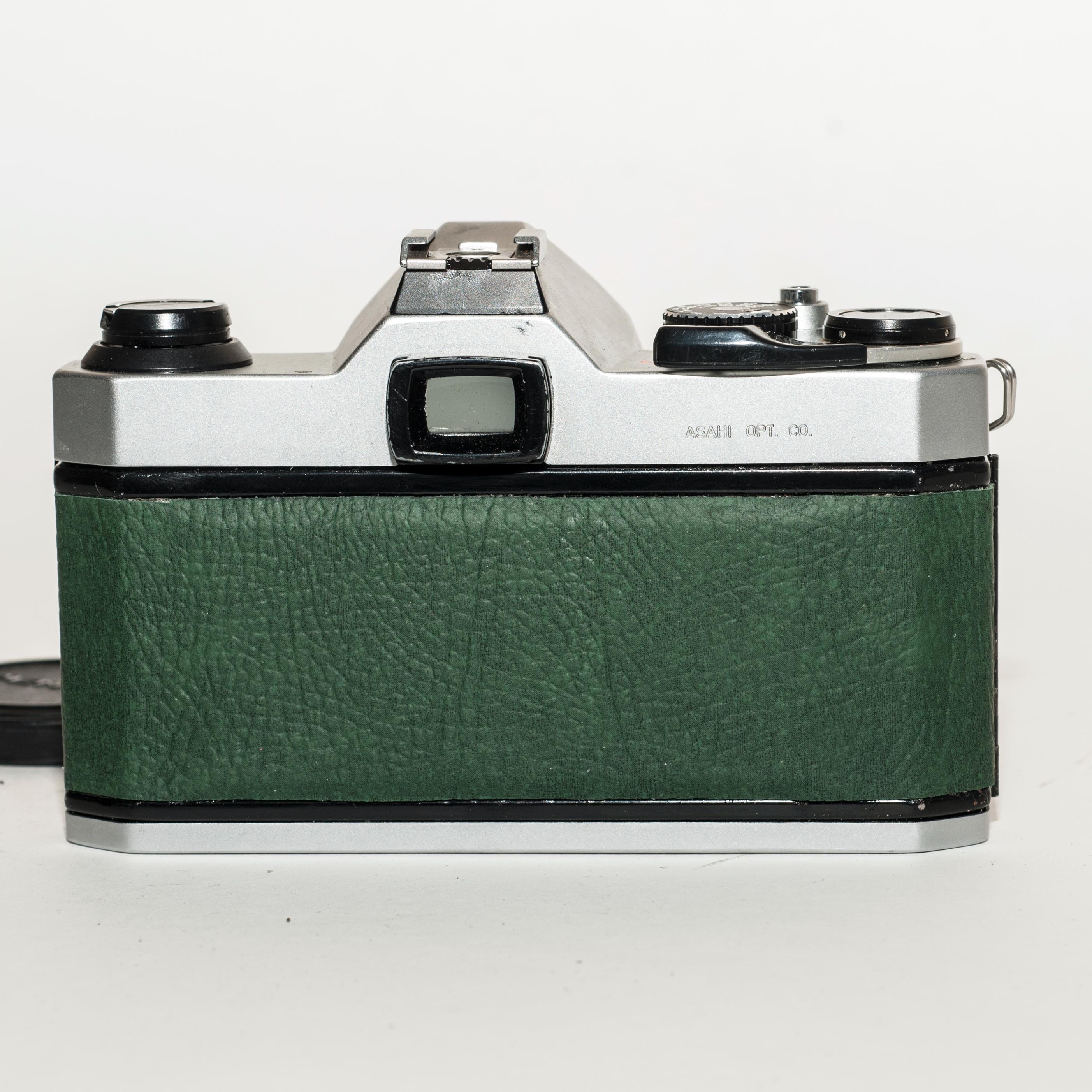 ペンタックス K1000 フィルムカメラ - 50 mm f/2 レンズ、カーキスキン