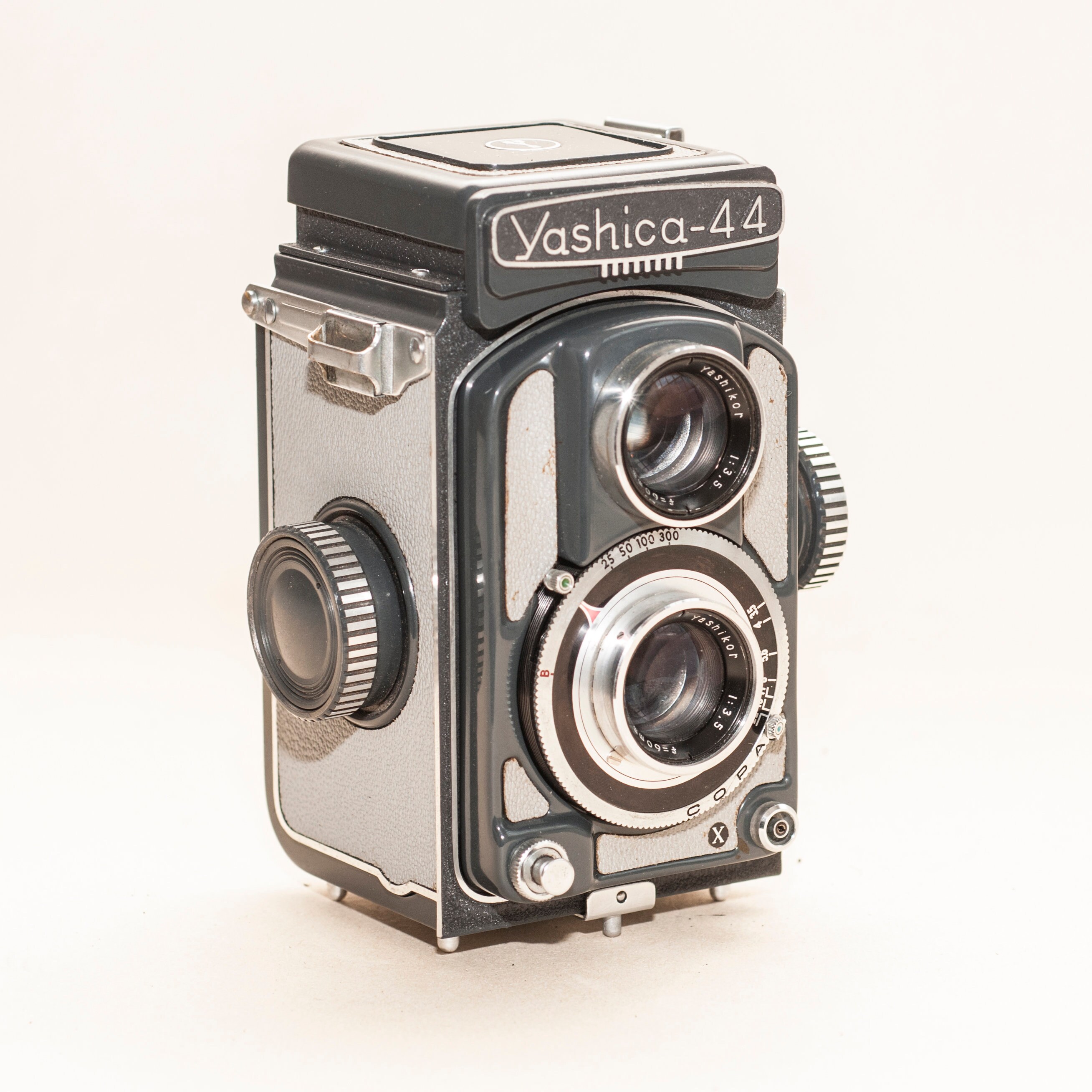 YASHICA 44 TLR Film Camera - This is 127 Mm Film Camera NO 120 - Etsy