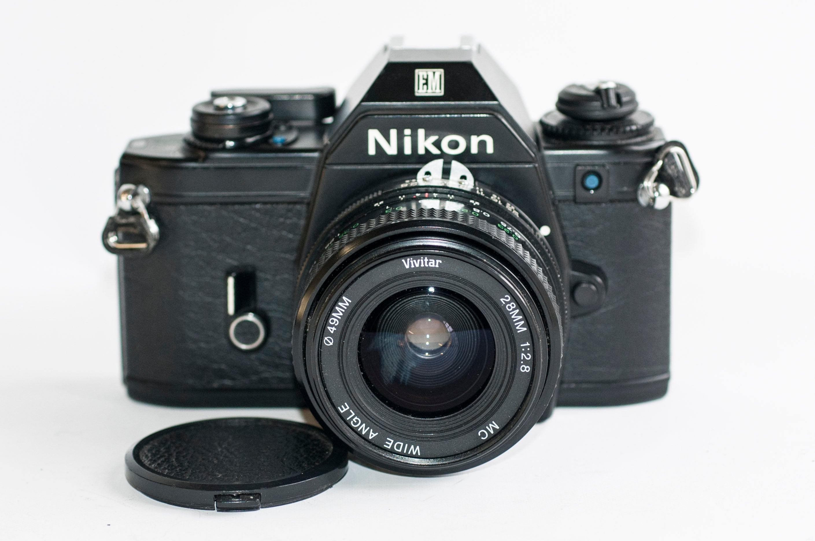 Nikon EM Film Camera With Vivitar 28mm F/2.8 Wide Angle Lens - Etsy