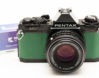 フィルムカメラ PENTAX ME smc 1:1.7 50mm / 1:3.5 28mm Pentax ME Super SLR 35mm Film Camera / SMC Pentax-M 1:1.7