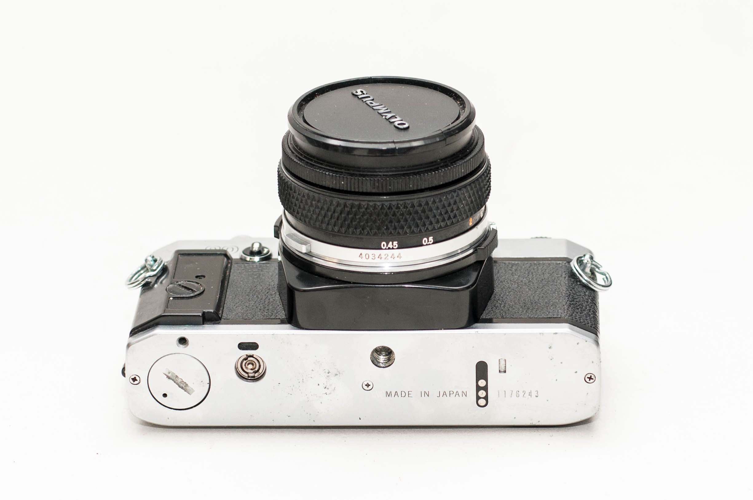 Olympus OM-20 35mm Film Camera W/ Zuiko 50mm F/1.8 Lens - Etsy Norway