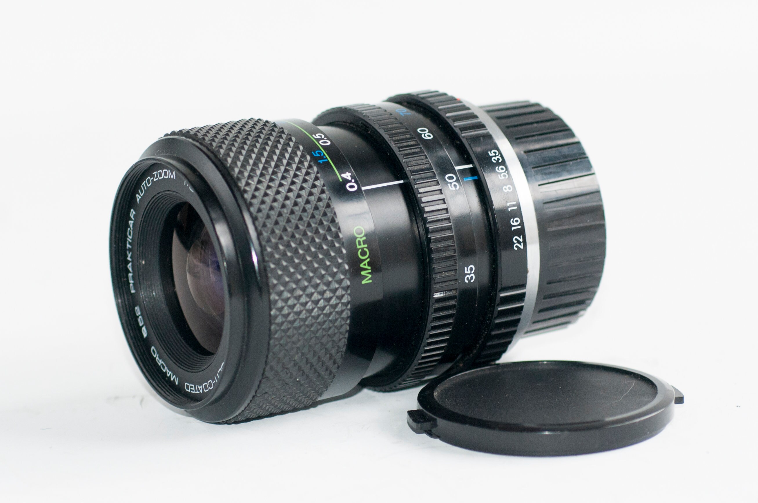PRAKTICAR Auto-zoom Lens Multicoated MACRO 35-70 Mm F3.5-4.8 for