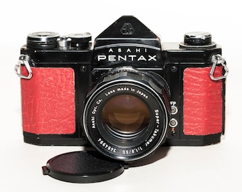 ペンタックスSLフィルムカメラ（55mm f/1.8 SMCタクマーレンズ搭載