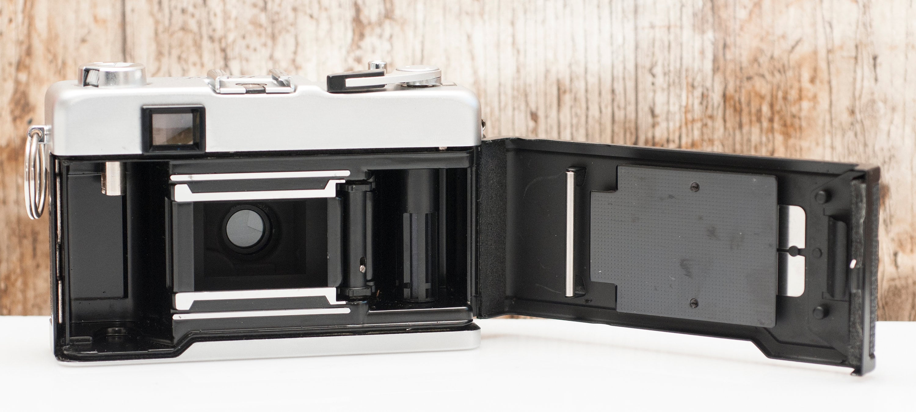 Yashica ME 35mm Film Camera - Vintage Rangefinder, Japan - Etsy