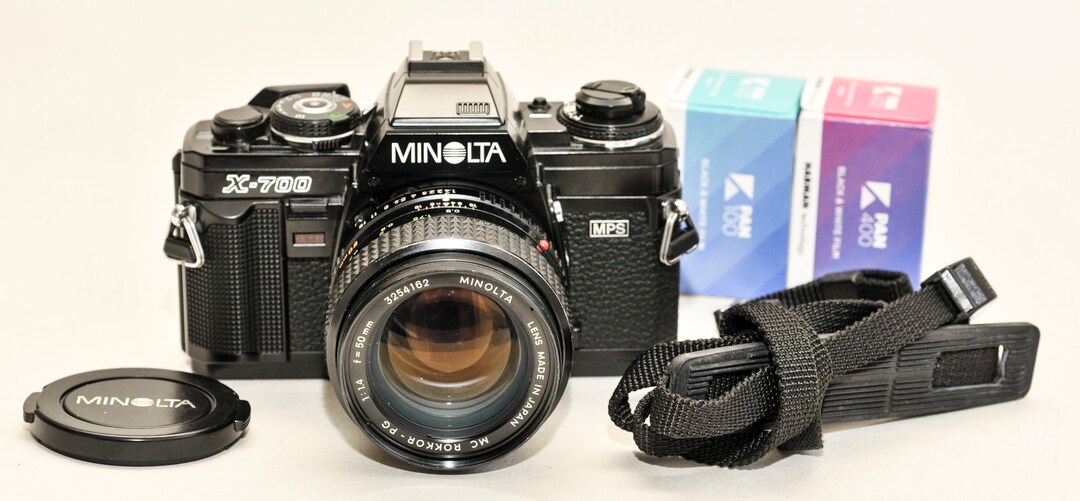 MINOLTA X700 With 50 Mm F1.4 Lens and Strap Two B&w Films - Etsy