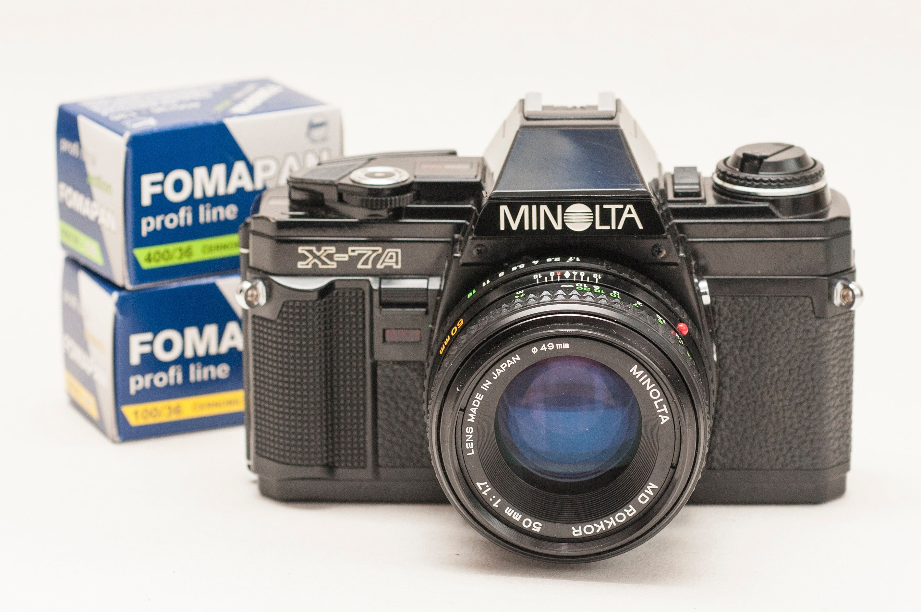 MINOLTA X-7A 35 mm フィルム カメラ - x300 に類似 - ブラック MINOLTA X-7A 35 mm フィルム カメラ - x300 に類似 - ブラック