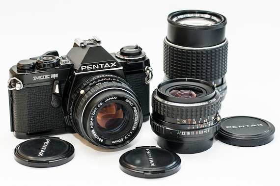 PENTAX ME 28mm 50mm 75-150mm レンズセット Pentax ME Super: Black 35mm Film Camera W/ 50mm, 28mm 135mm Lenses