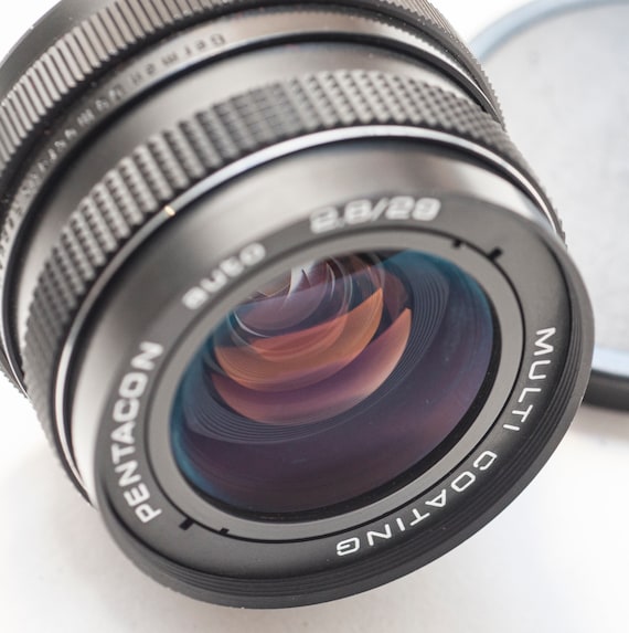 【美品】PENTACON 28mm f2.8 / M42マウント ドイツ製 ＃2 ペンタコン 28mm f/2.8 広角レンズ - M42マウント - Etsy 日本