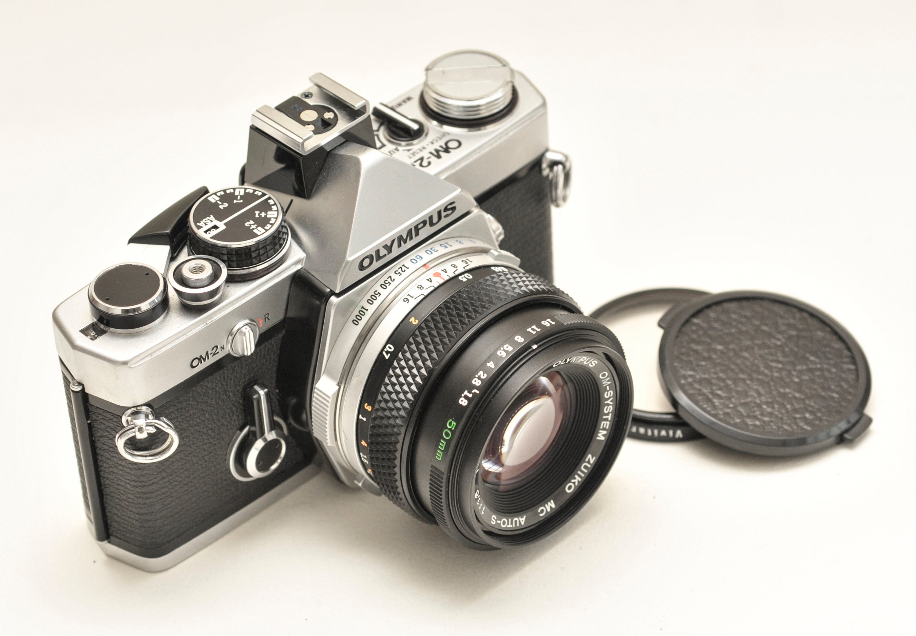 Olympus OM 2N MD With ZUIKO 50 Mm F/1.8 Lens. - Etsy