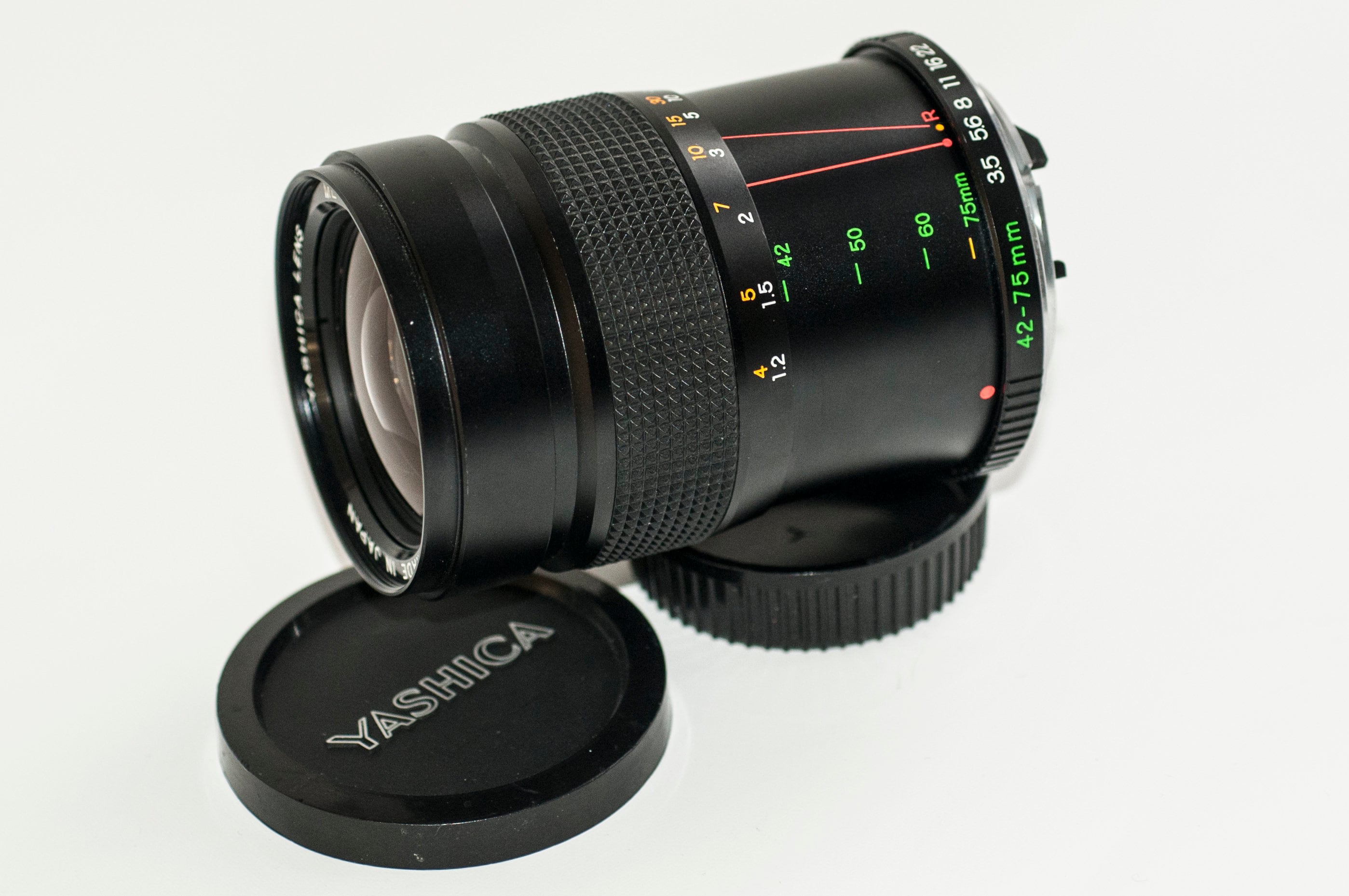 希少 YASHICA ML zoom lens 42-75 mm il_fullxfull.2612132677_lhkx.jpg