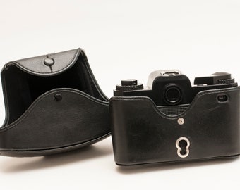 Rolleiflex SL35M フィルムカメラ：50 mm f/1.8 プラナーレンズ