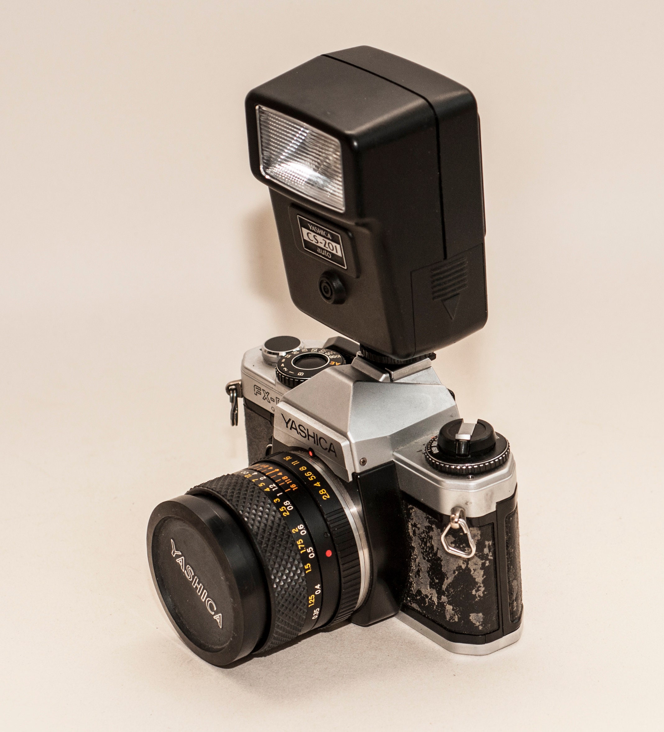 Poezdda yashirin kamerani korsatish 2011 video