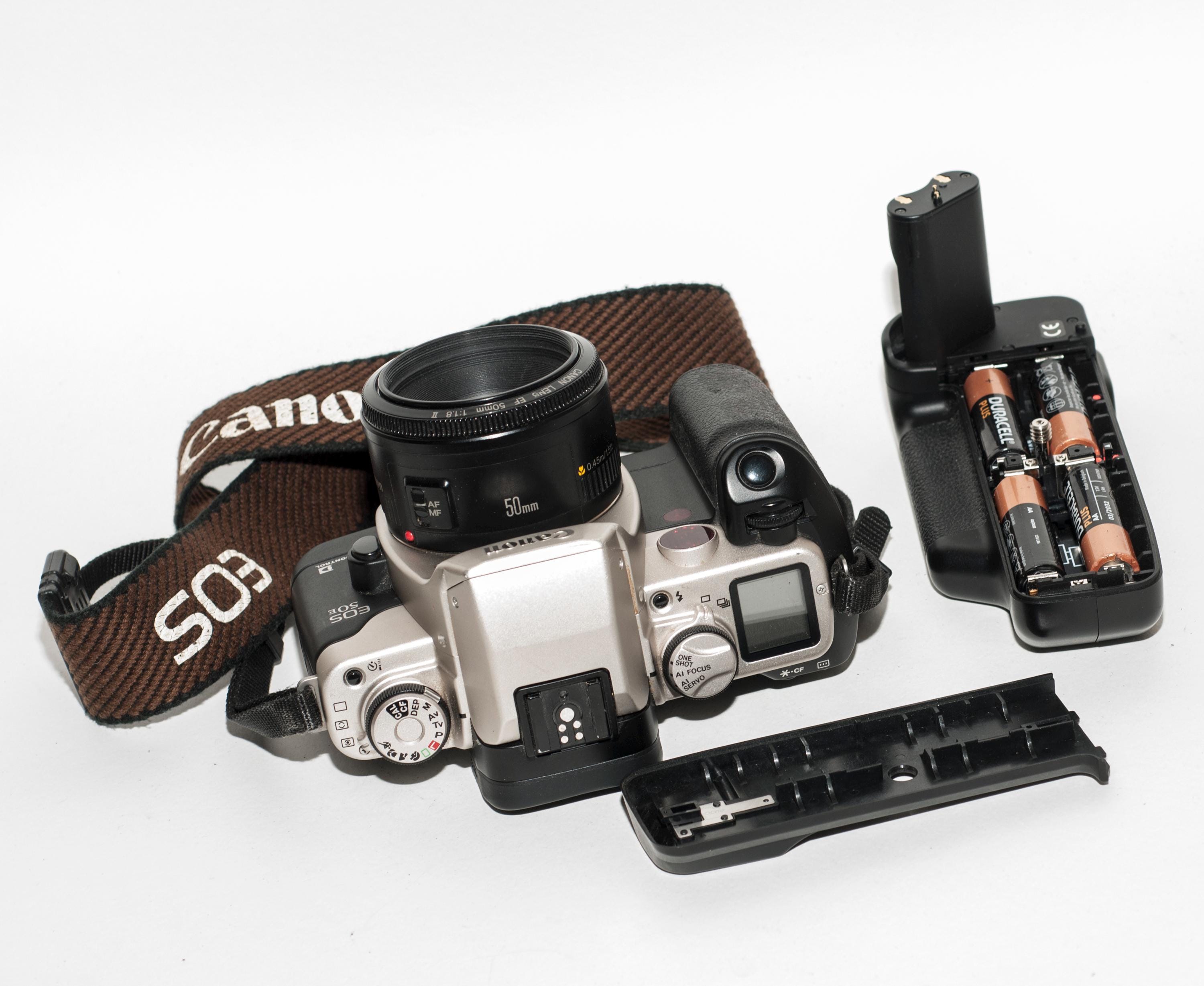 Canon EOS 50 E Camera With 50mm F/1.8 Lens and Canon BP-50