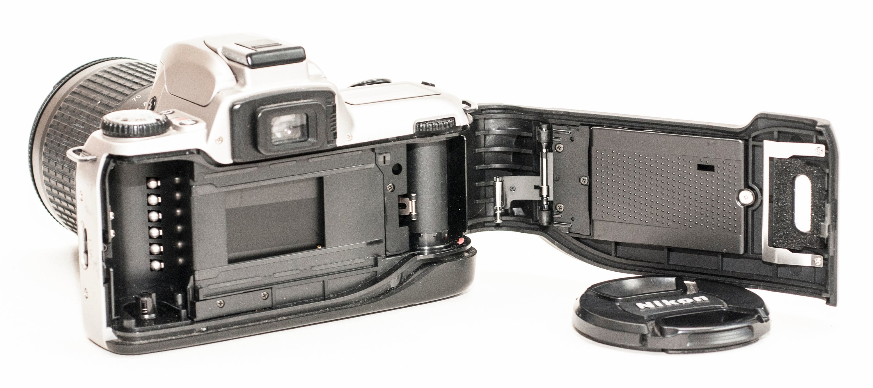 Nikon F65 フィルム一眼レフカメラ Nikon F65 Film Camera With 28-100 Mm F/3.5-5.6 G Lens. - Etsy