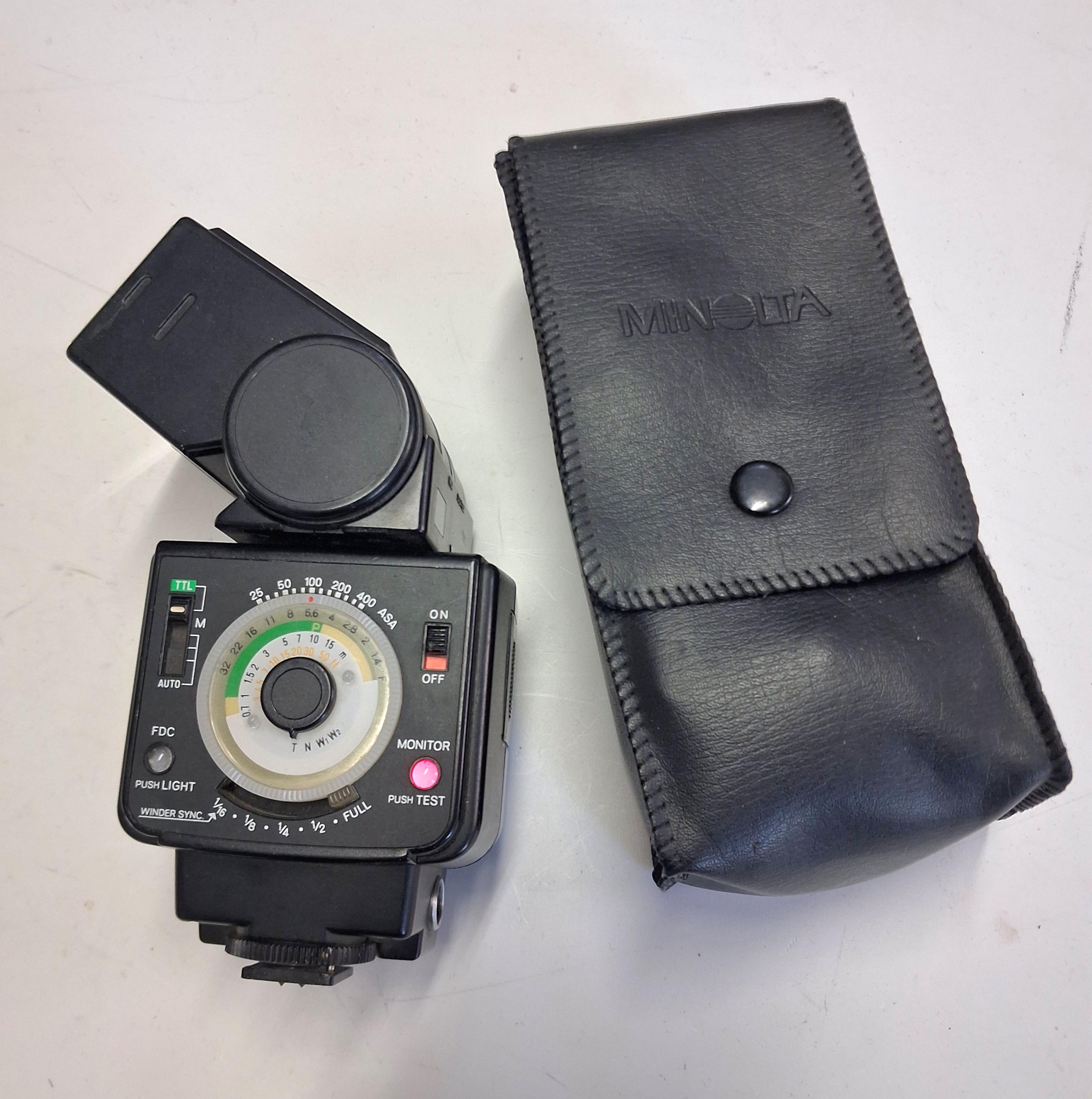 MINOLTA AUTO 360PX Speed Flash for Film Cameras. X700 X300 X500