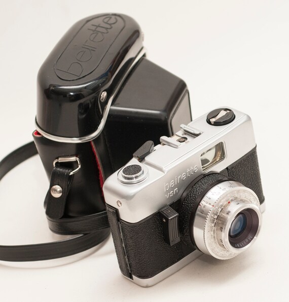アンティーク 東ドイツ製　カメラ　beirette vsn Beirette VSN Family History · Lomography
