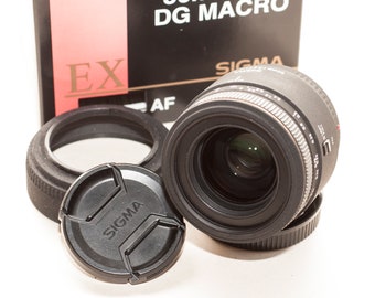Objetivo macro Sigma 50 mm f/2.8 – Montura A de Minolta/Sony, EX DG, con estuche