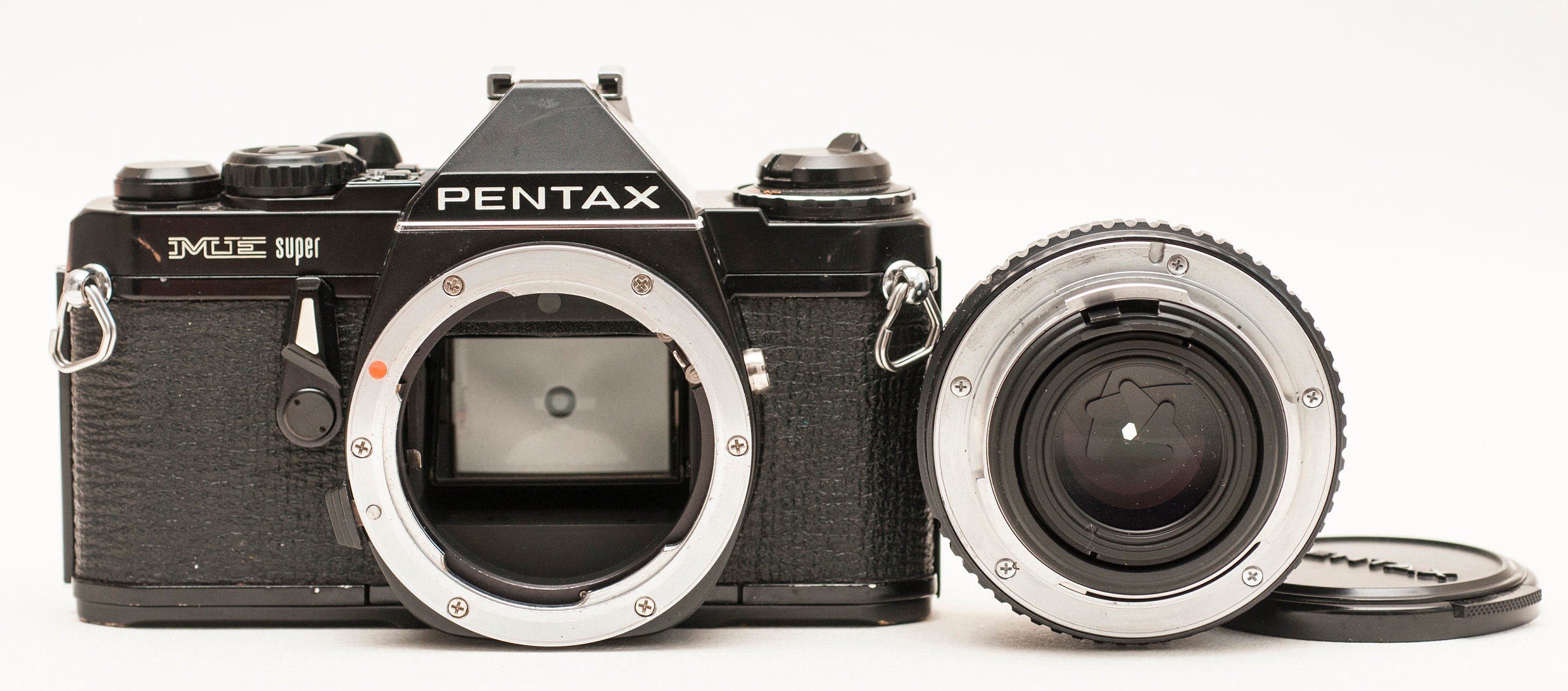 【動作品】PENTAX ME フィルムカメラ 50mm f/1.7 初心者にオススメ】PENTAX ME / smc M 50mm F1.7 ペンタックス