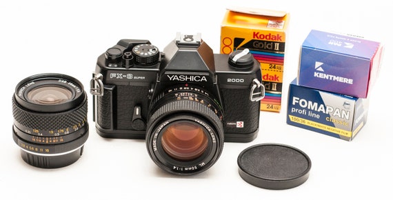 Yashica FX-3 Super 2000 レンズキット Yashica FX-3 Super 2000 Camera Kit with 50mm f1.4 Lens