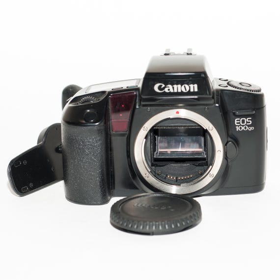 キャノンEOS100 QD Canon EOS 100QD Film Camera: With Data-back & GR 70 Grip - Etsy