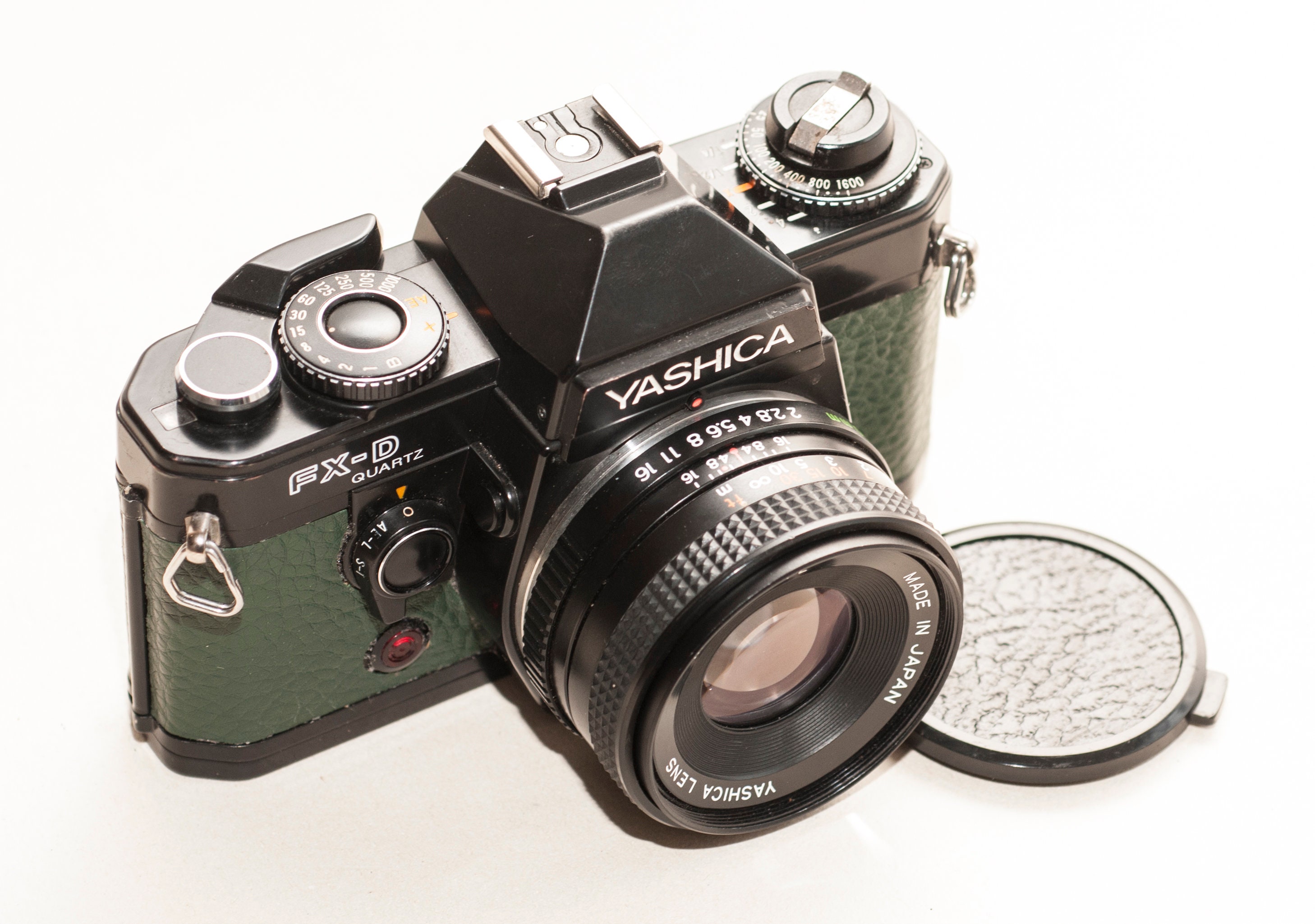 Yashica FX-D Analog Spiegelreflexkamera (Défectueux) à balsthal pour CHF 7 – retrait uniquement | Acheter sur