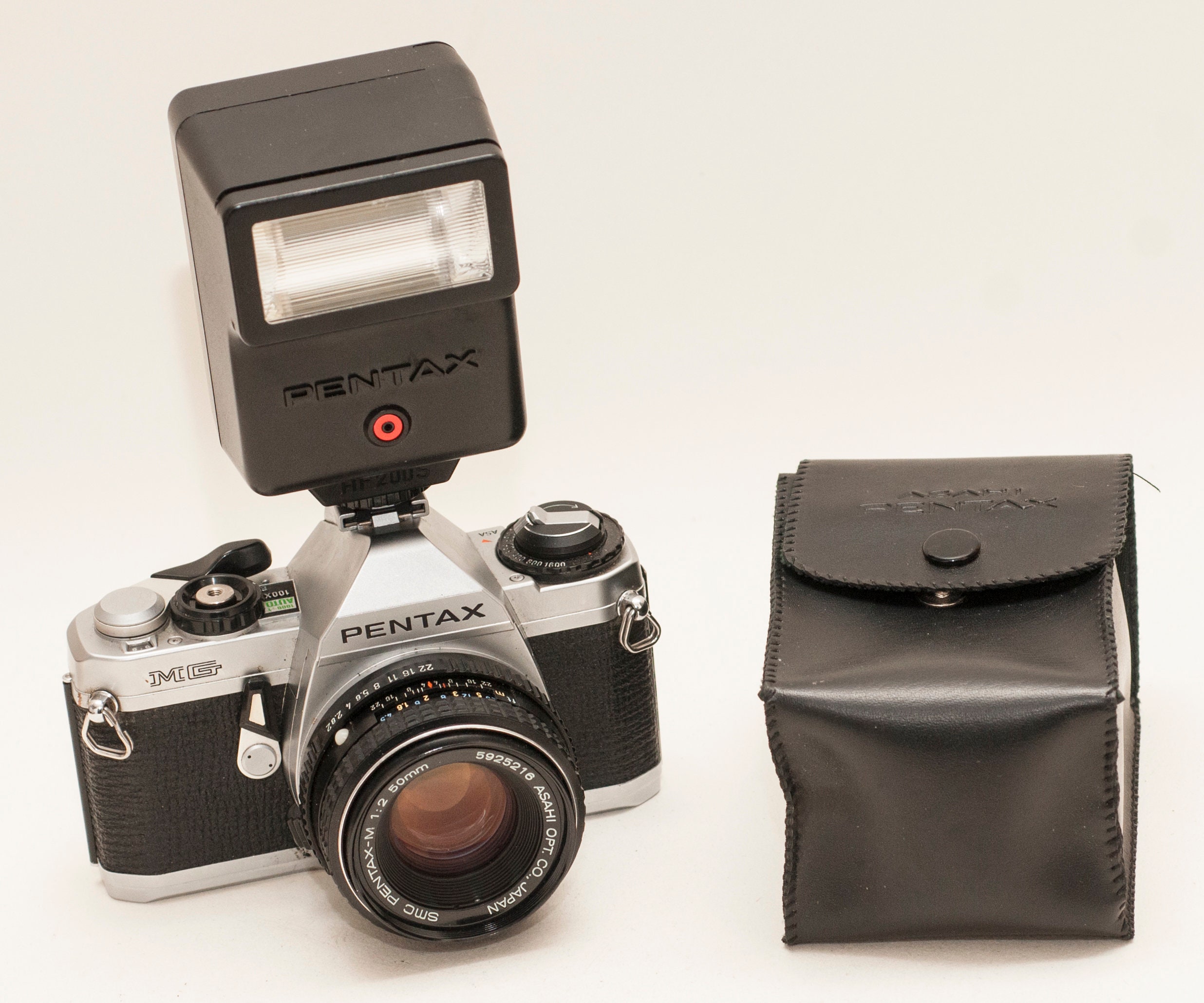 Pentax Hot Shoe Speed Flash AF 200 S With Case - NEW LIKE. - Etsy