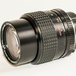 Minolta MD fitting OZUNON lens 28-70 mm f3.8-4.8 MACRO