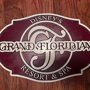 &quot;Grand Floridian &quot;&quot;Resort&quot;&quot; Schild.&quot;