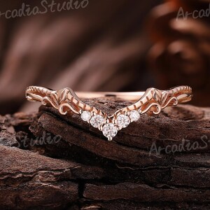 Unique Diamond Wedding Band Yellow Gold Moissanite Curved Wedding Band Leaf Wedding Ring Matching Ring Miligrain Ring Anniversary Gift