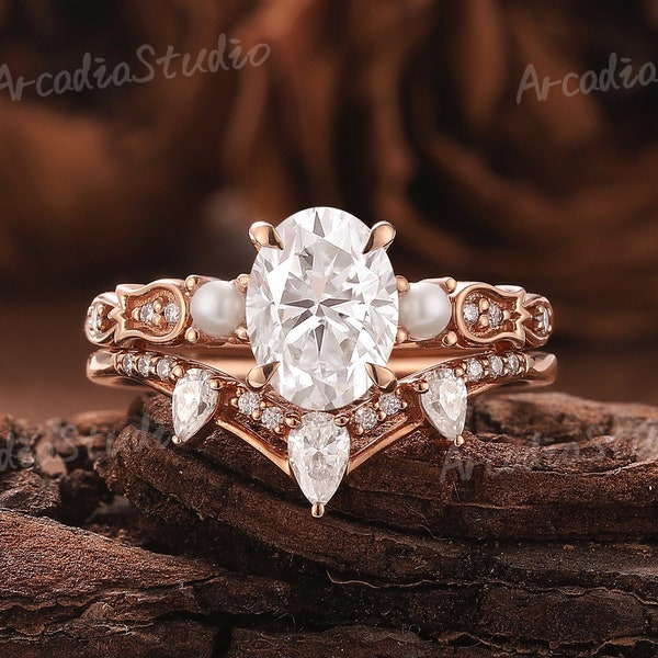 Vintage Oval Shapedd Moissanite Engagement Ring Set Unique Pearl Ring Set Rose Gold Floral Ring Art Deco Bridal Set Promise Rings for Women