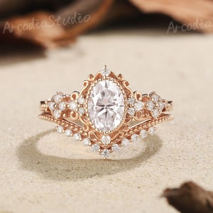 Vintage Oval Moissanite Engagement Ring Set Solid Gold Moissanite Floral Wedding Ring Set Promise Ring Art Deco Moissanite Cluster For Women