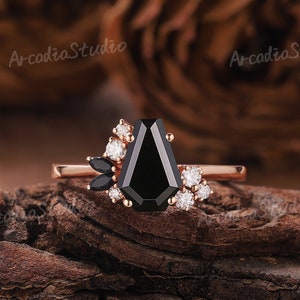 Vintage Black Onyx Engagement Ring Coffin Ring Moissanite Cluter Ring Unique Diamond Ring Rose Gold Wedding Ring Promise Rings for Women