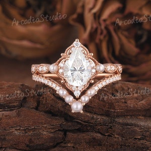 Unique Moissanite Engagement Ring Set Pear Shaped Rose Gold Moissanite Bridal Set Art Deco Milgrain Cluster Pearl Curved Wedding Ring Set