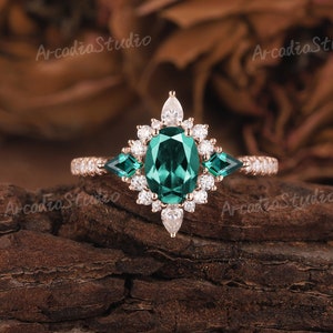 Vintage Oval Cut Emerald Engagement Ring Rose Gold Moissanite Cluster Wedding Ring Art Deco Halo Ring Handmade Anniversary Gift For Women