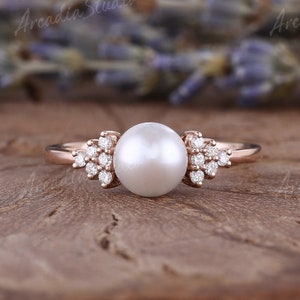 Vintage Pearl Engagement Ring Art Deco Rose Gold Round Cut Akoya Pearl Ring Cluster Moissanite Engagement Ring Minimalist Pearl Wedding Ring