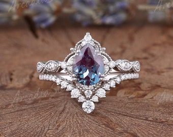 Vintage Alexandrite Engagement Ring Set White Gold Pear Cut Cluster Moissanite/Diamond Ring Set Art Deco Milgrain Moissanite Ring Set