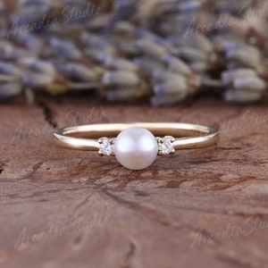 Unique Pearl Engagement Ring Yellow Gold Akoya Pearl Wedding Ring Vintage Cluster Moissanite Ring June Birthstone Pearl Bridal Promise Ring