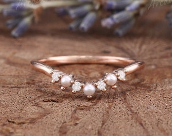 Vintage Akoya Pearl Wedding Band Round Shaped Rose Gold Pearl Stacking Ring Art Deco Curved Moissanite Matching Ring Dainty Promise Ring