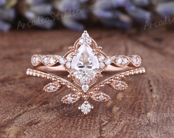 Pear Shaped Moissanite Engagement Ring Set Vintage Leaf Wedding Rings Rose Gold Milgrain Bridal Set Natural Inspired Stacking Matching Rings