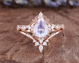 vintage Moonstone Bague de fiançailles Set Pear Cut Rose Gold Wedding Ring Set Cluster Moissanite Bridal Set Moonstone Milgrain Promise Ring Set