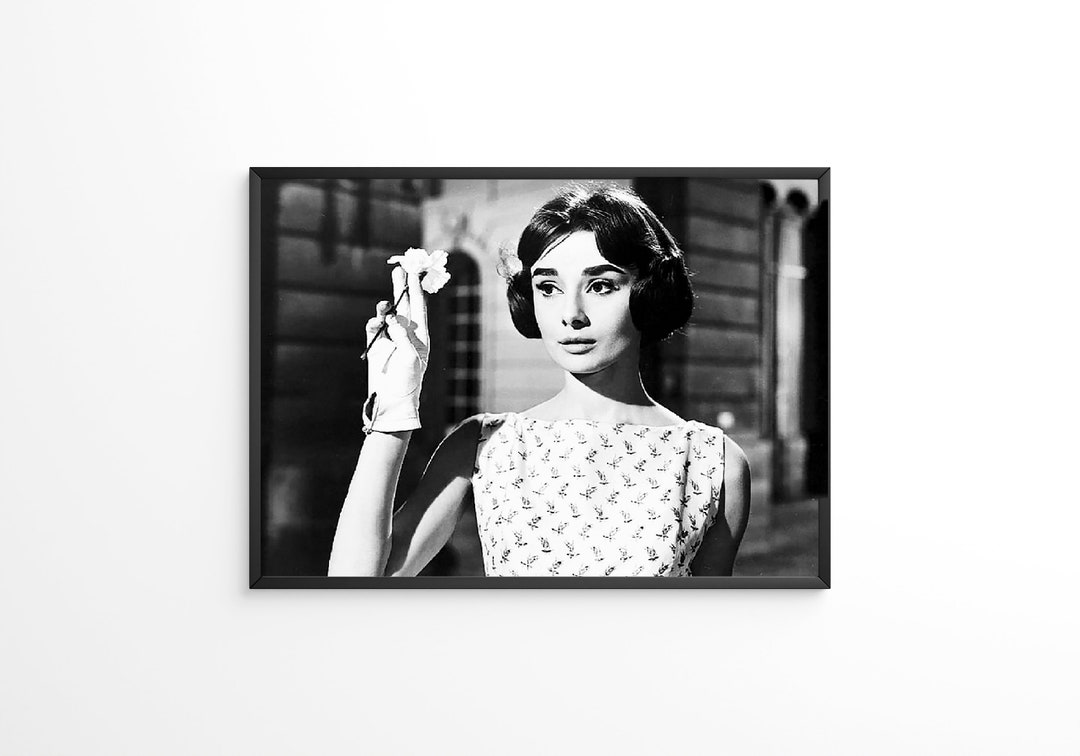 KUSTOM ART Cuadro De Estilo Vintage Serie Actores & Café Audrey Hepburn De La Película Desayuno Por Tiffany (1961) Impresión En Madera 18 X 25 Cm